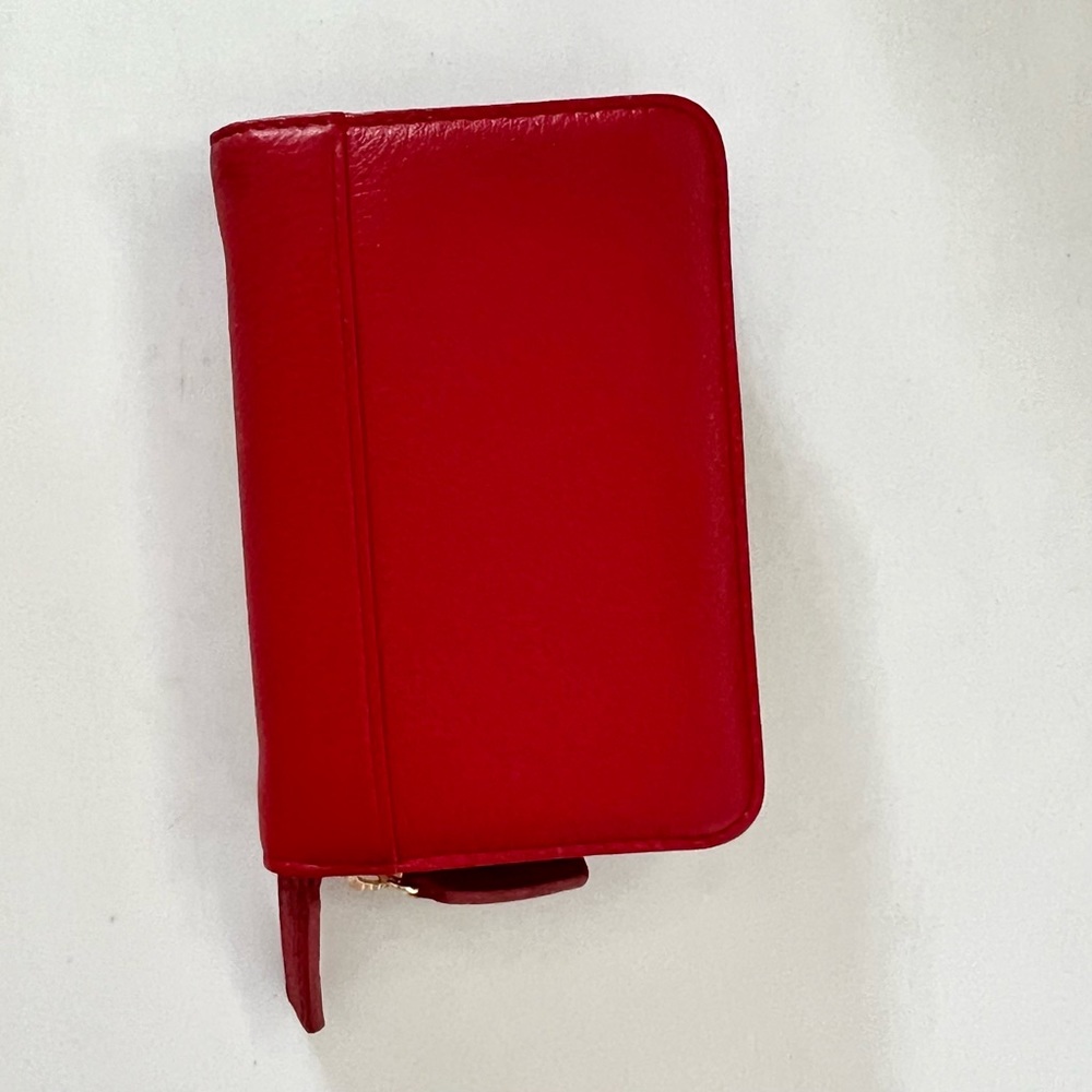 Levenger Carrie Leather Pen Case in ‘Chili Pepper’